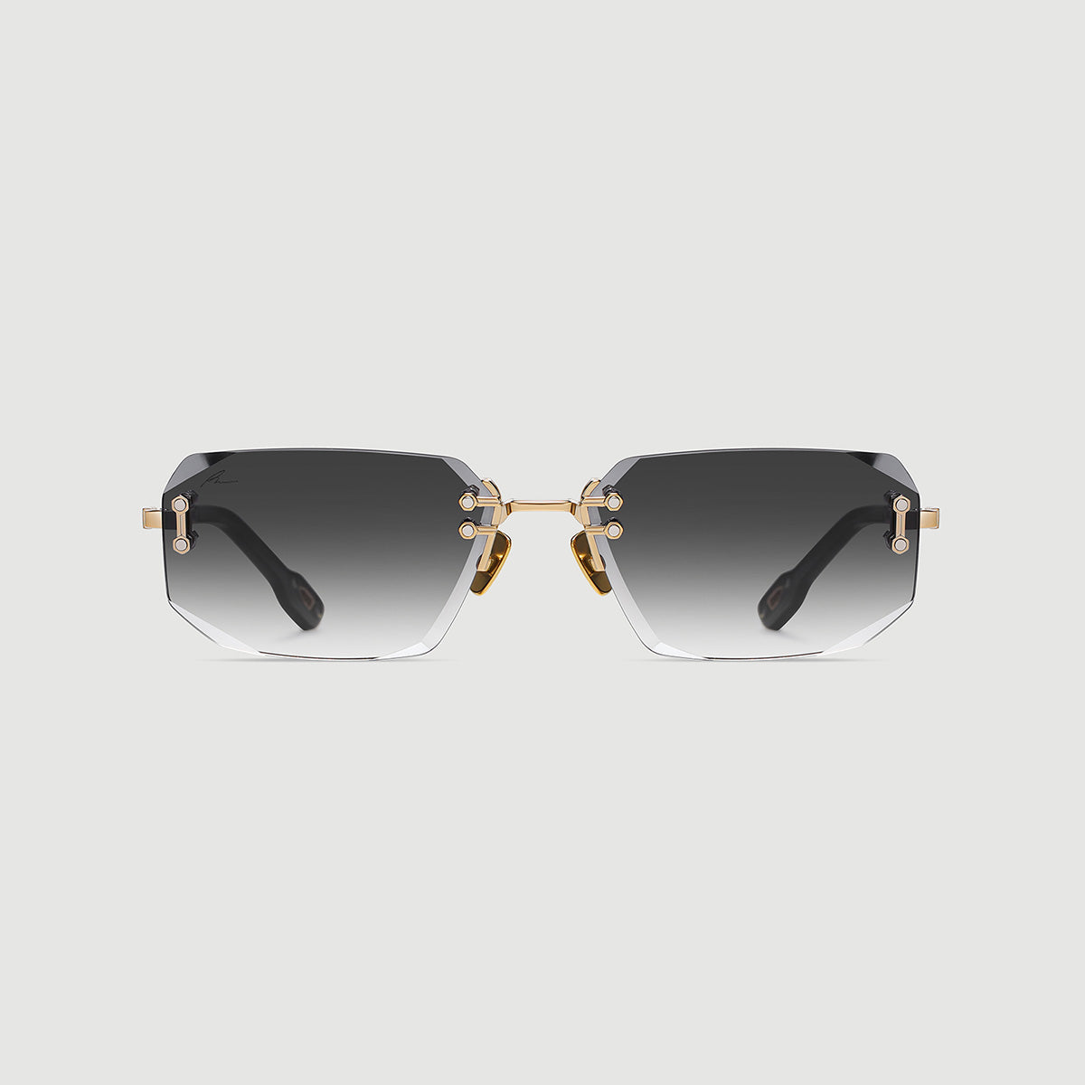 FORCE | EXECUTIVE SMOKE CUT