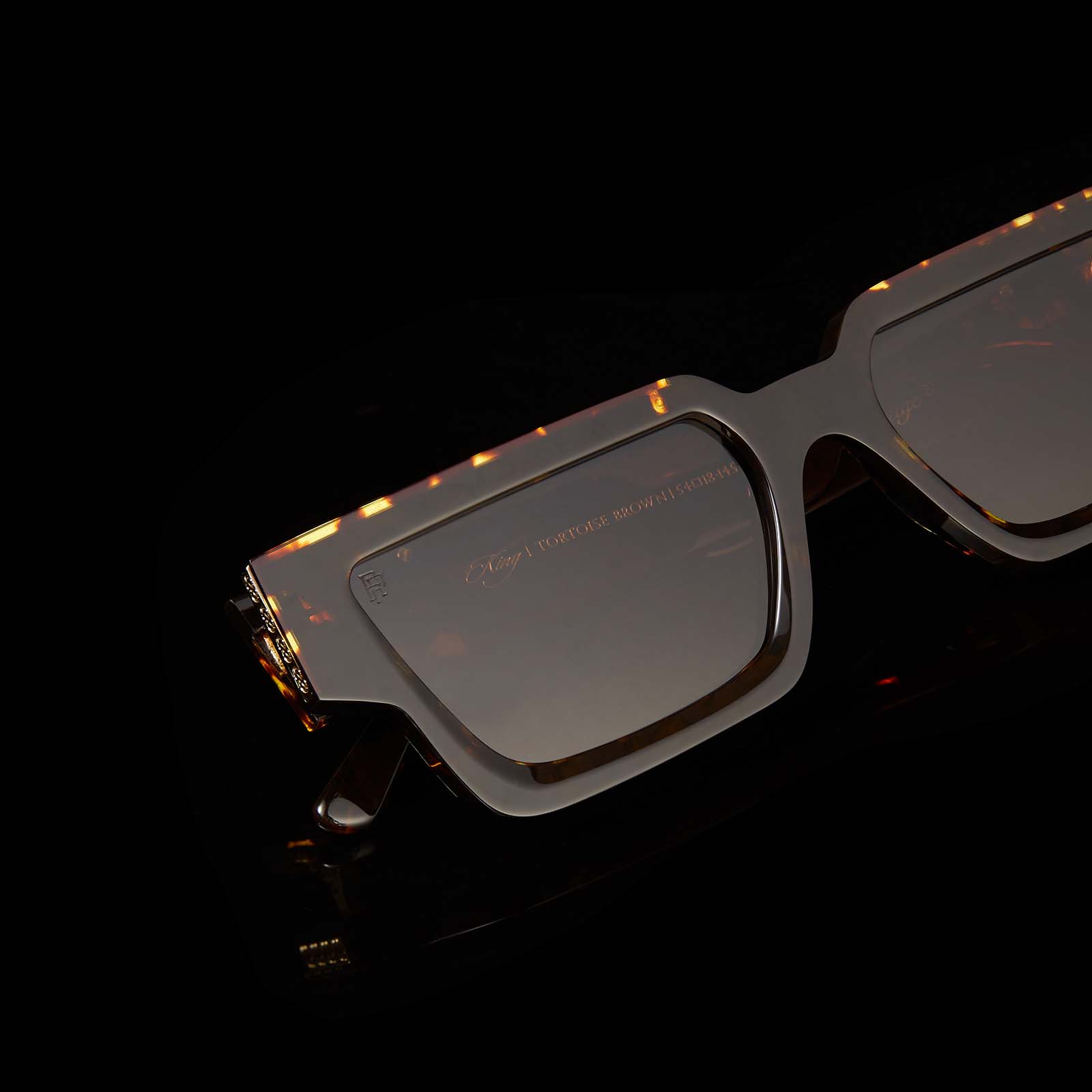 KING TORTOISE BROWN