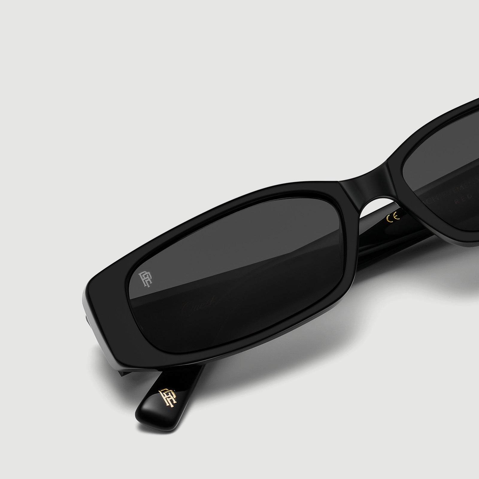 QUEST | BLACK