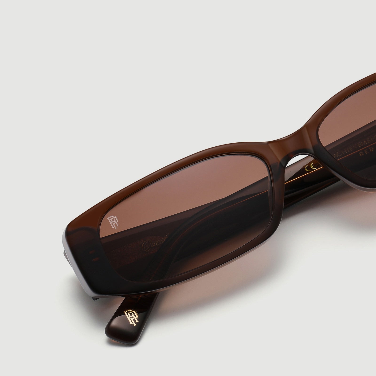 QUEST | DARK BROWN