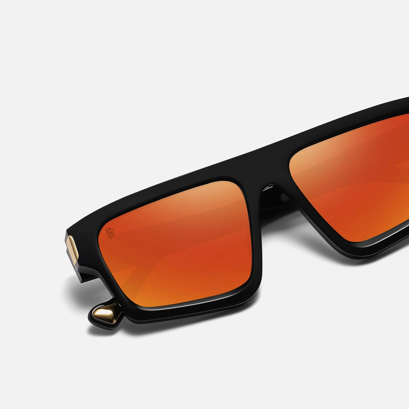 TYPHOON REFLECTIVE RED