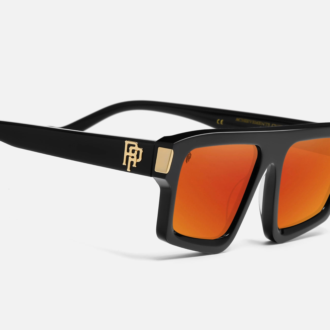 TYPHOON REFLECTIVE RED