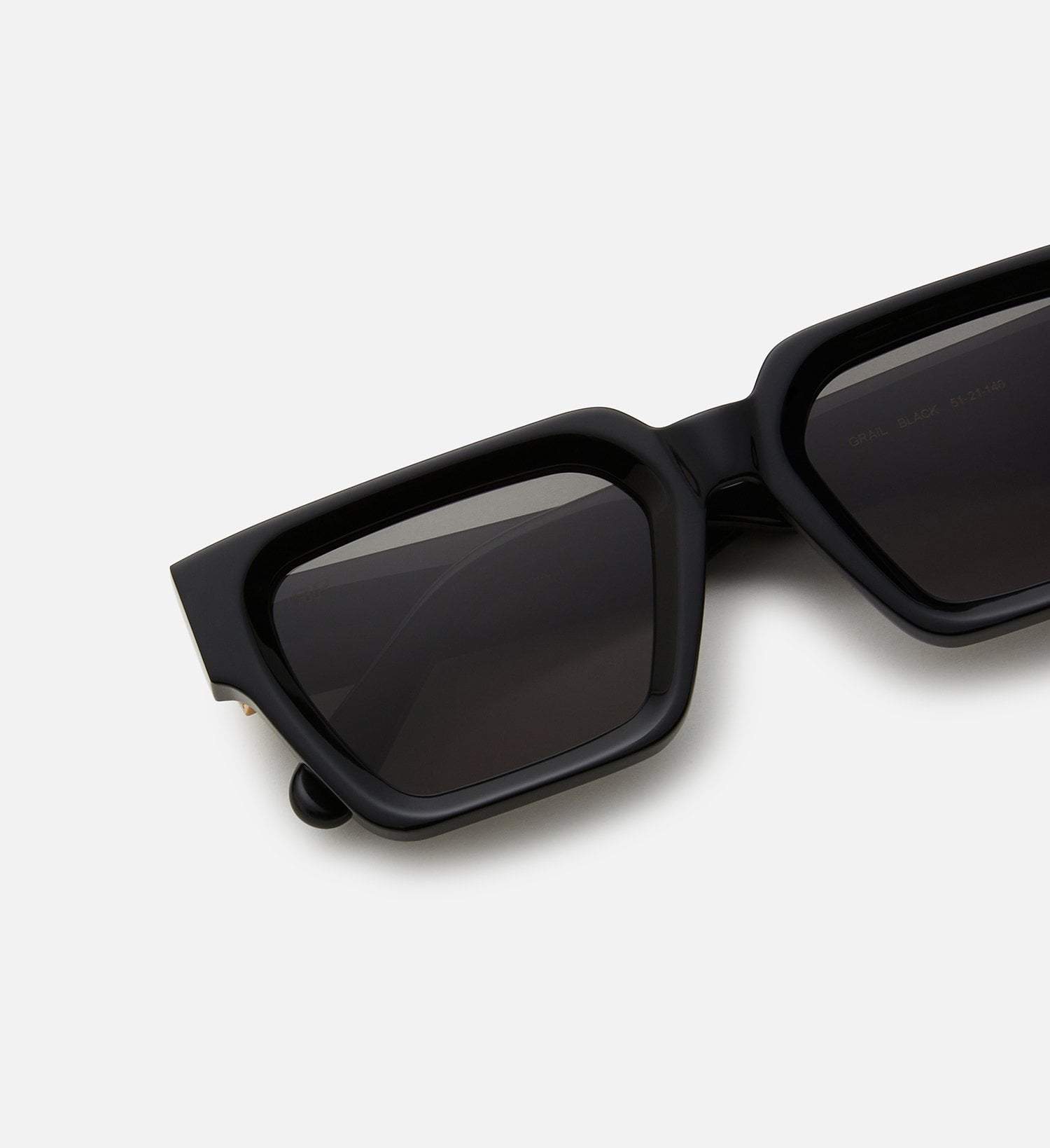 RED PRESTIGE® Grail Black Sunglasses