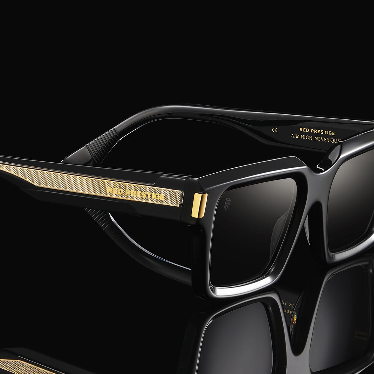 THE ASSOCIATE | BLACK