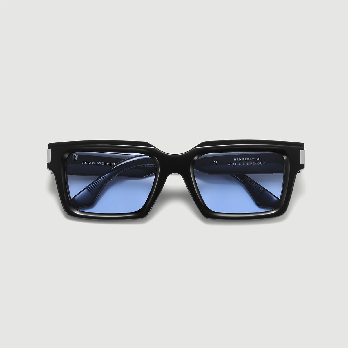 THE ASSOCIATE | METROPOLITAN BLUE