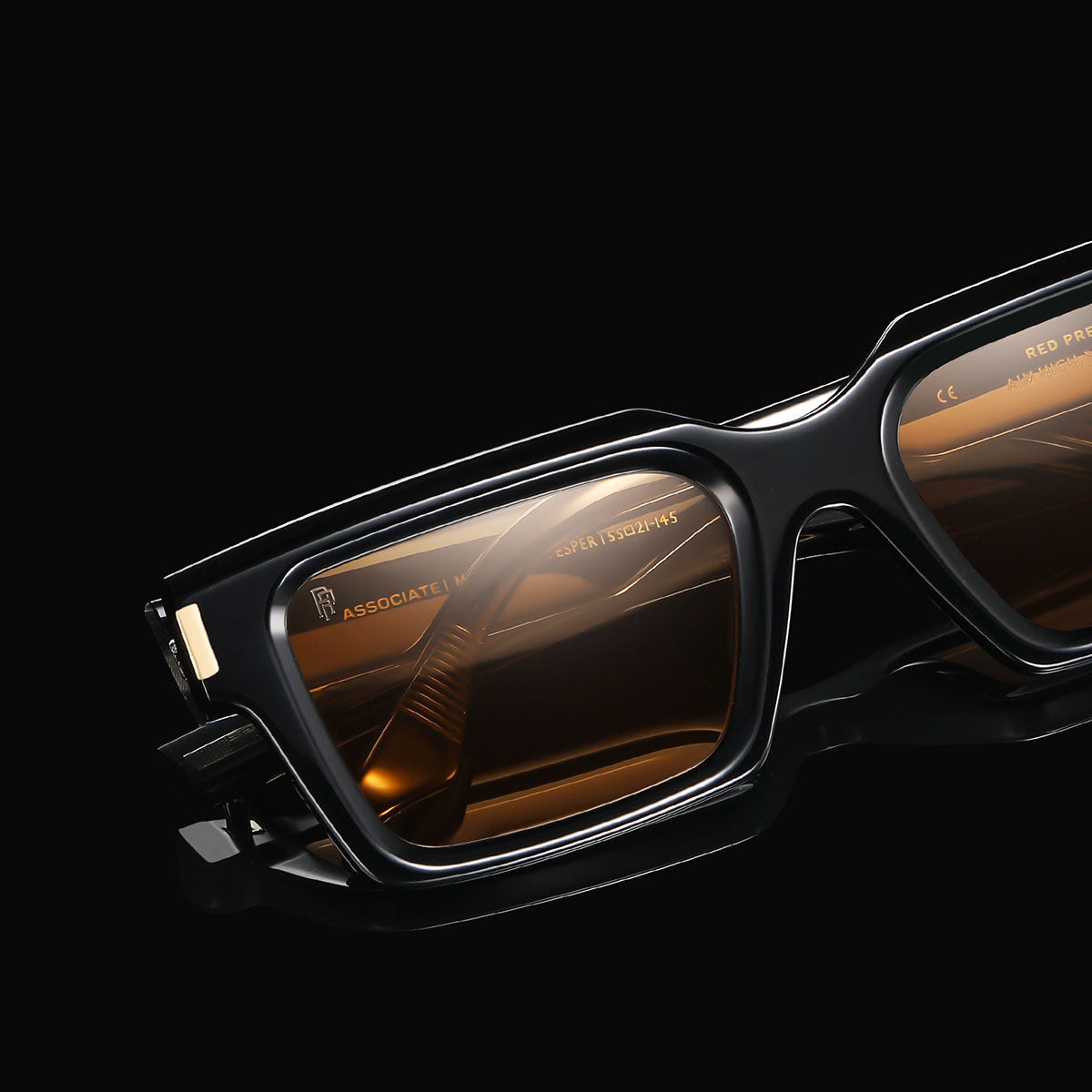 THE ASSOCIATE | MIDNIGHT VESPER