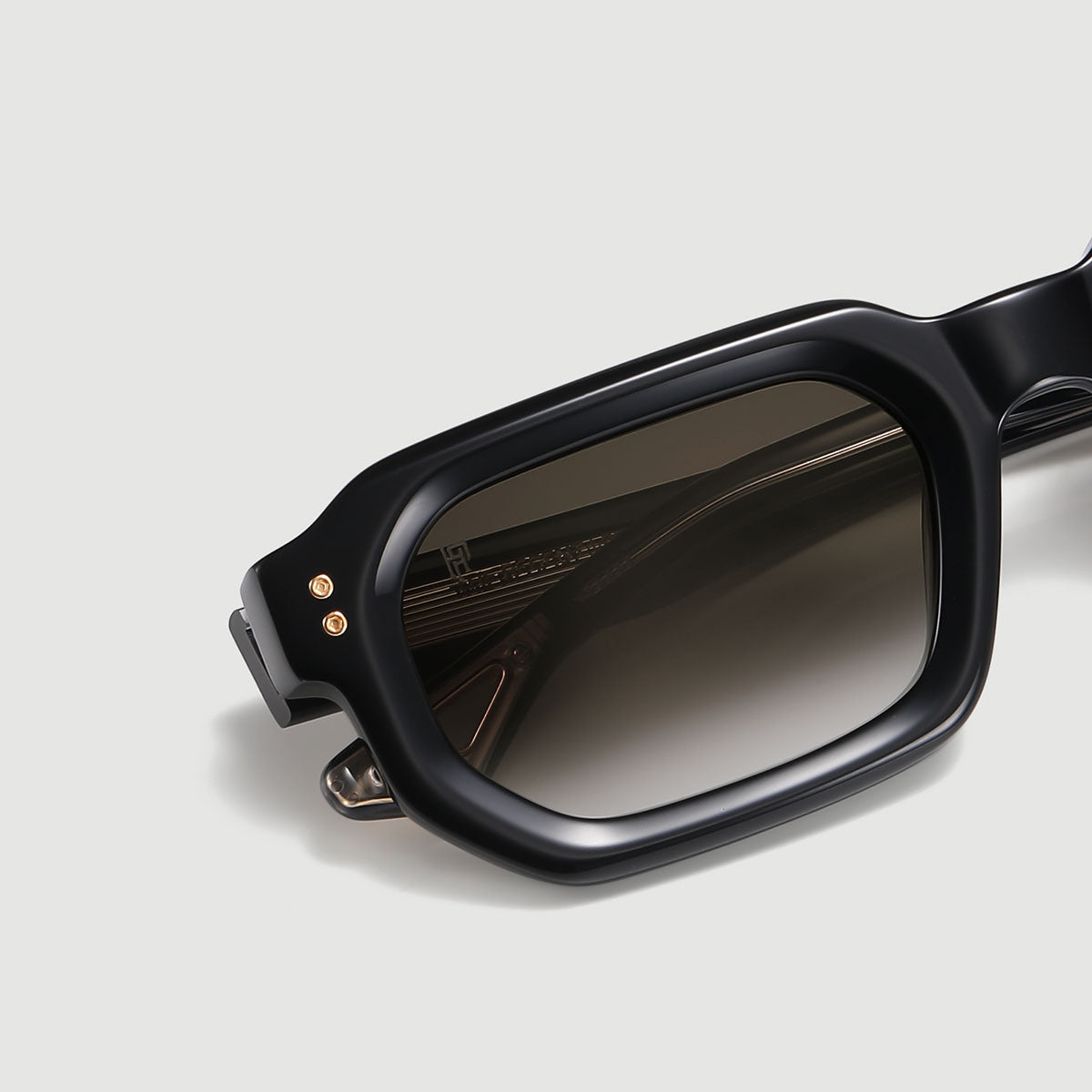 THE REGENT | COGNAC FADE